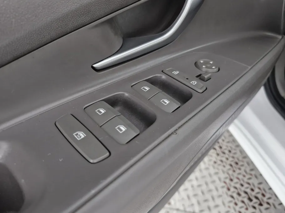 2022 Hyundai Elantra Fleet 