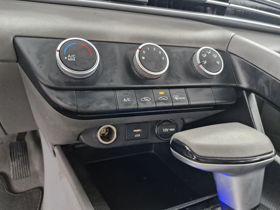 2022 Hyundai Elantra Fleet 