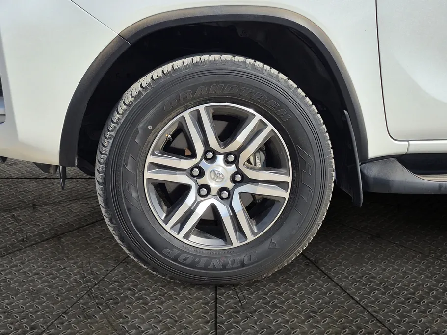 تويوتا فورتشنر GX 2023 