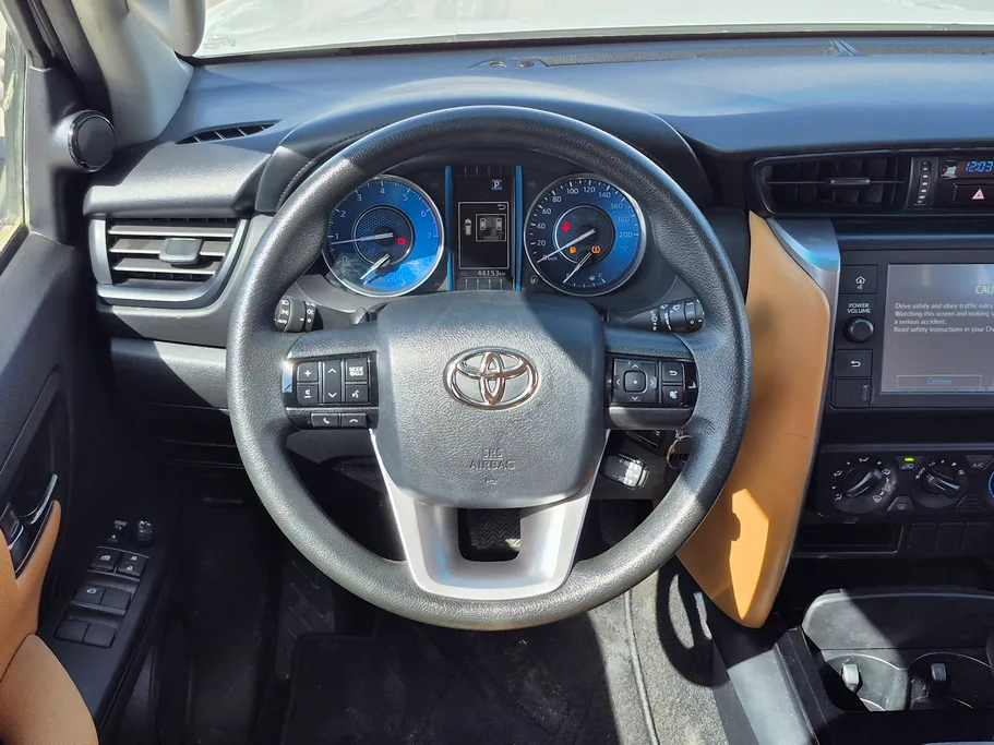 تويوتا فورتشنر GX 2023 