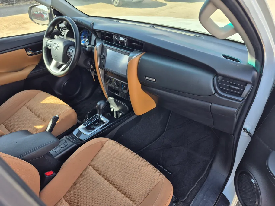 تويوتا فورتشنر GX 2023 