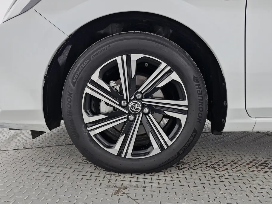 تويوتا يارس Y Plus 2023 