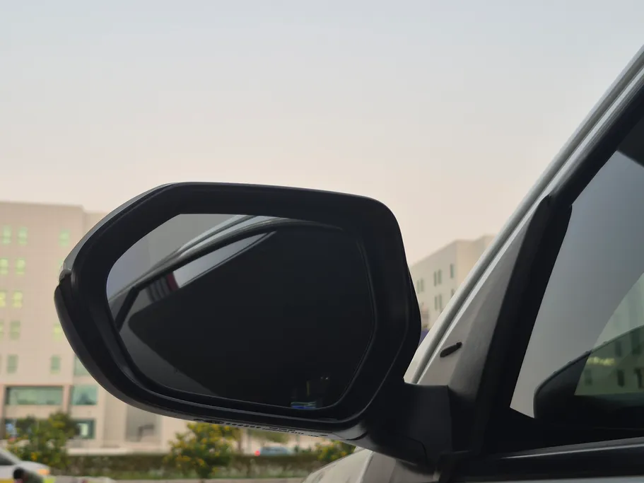 تويوتا يارس Y Plus 2023 