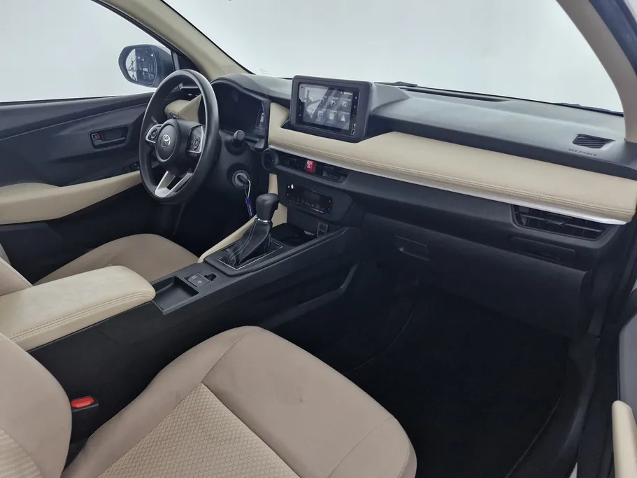 تويوتا يارس Y Plus 2023 