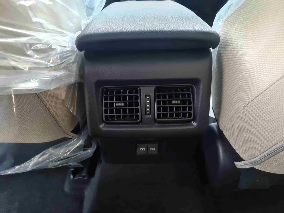 2026 Toyota Camry  LE HEV 