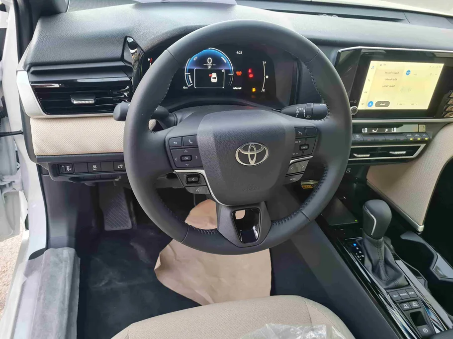 2026 Toyota Camry  LE HEV 