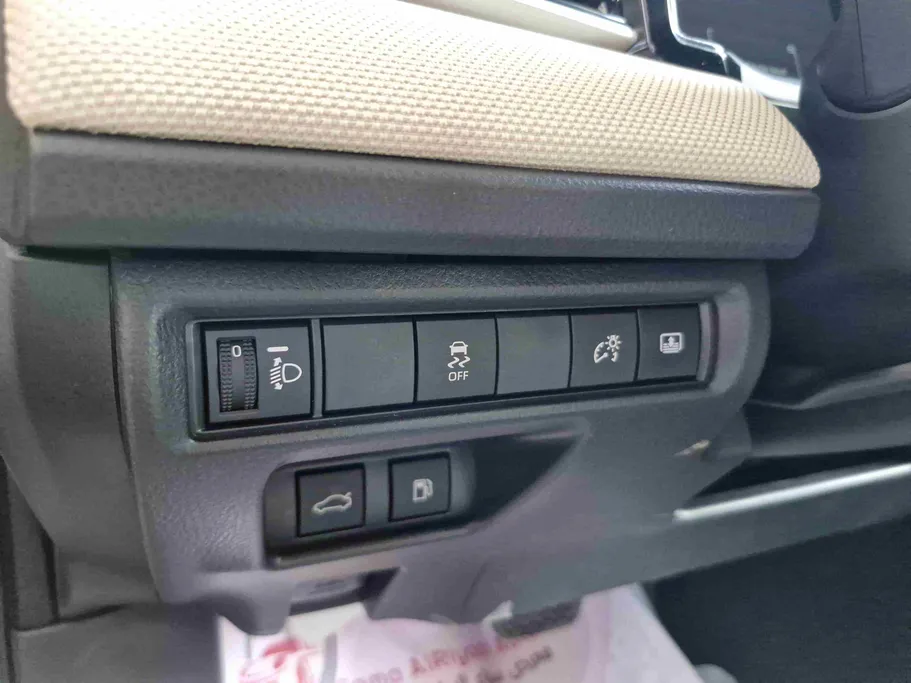 تويوتا كامري LE HEV 2026 