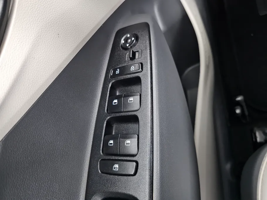 2024 Hyundai Grand i10 Fleet 