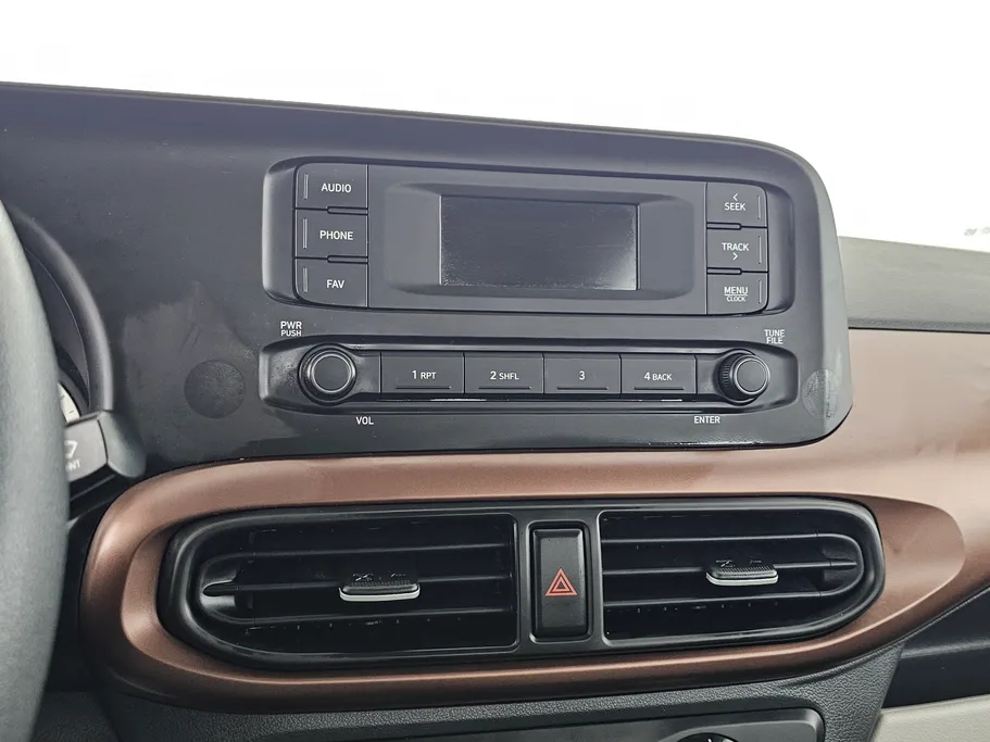 2024 Hyundai Grand i10 Fleet 