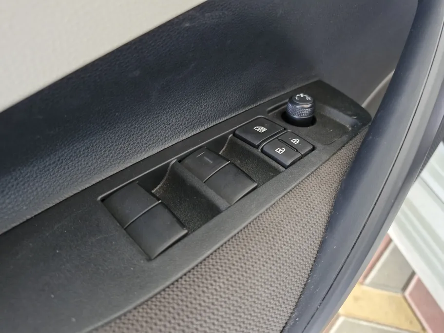 2025 Toyota Corolla XLI 