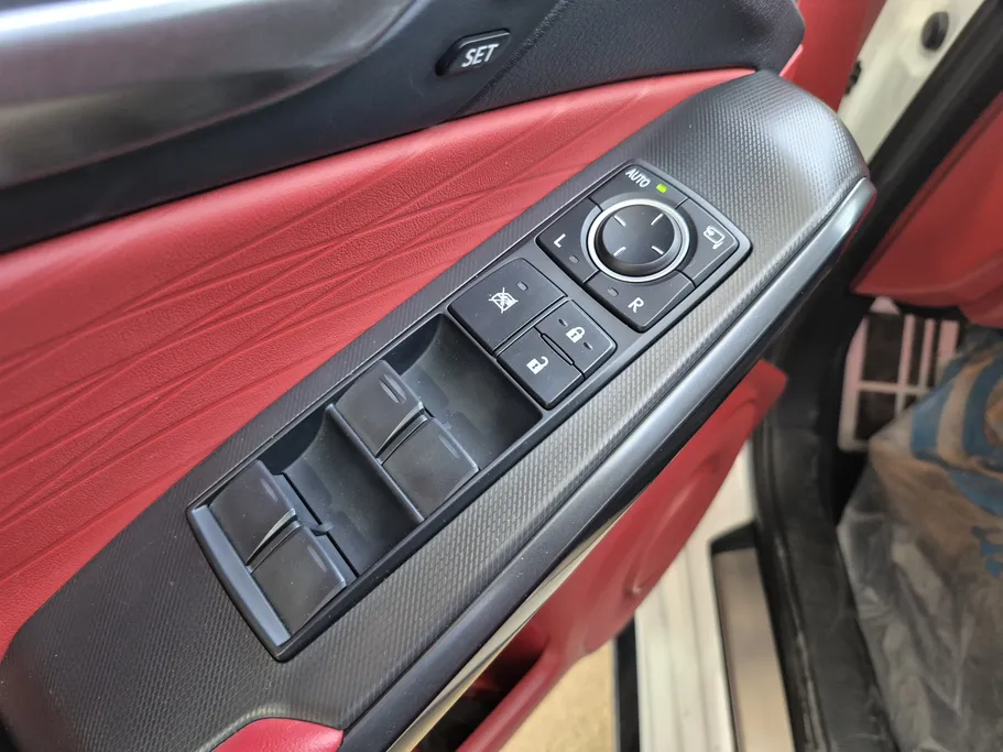 لكزس IS 350 F Sport 2021 