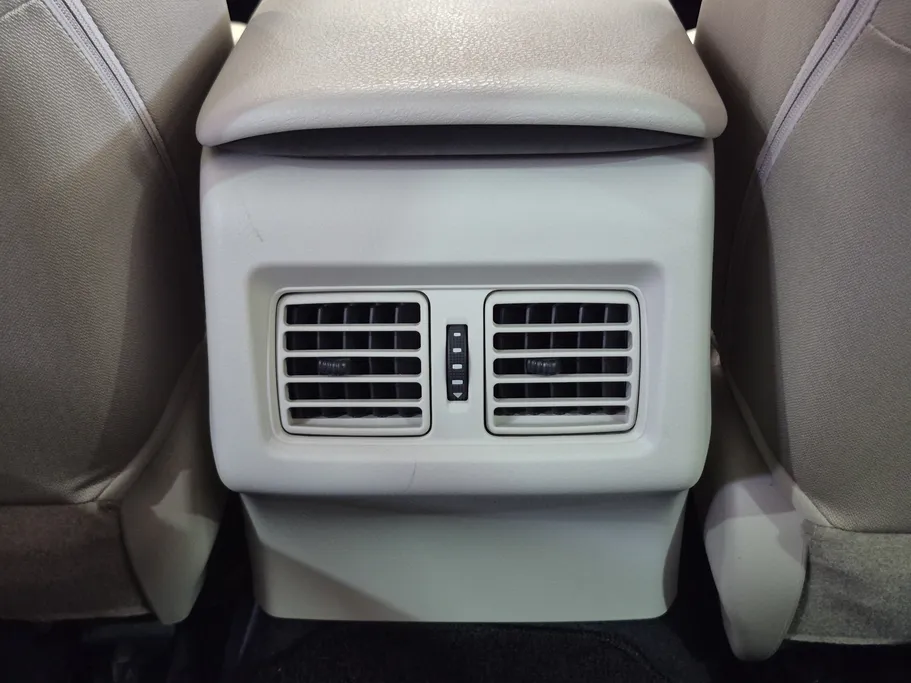 تويوتا كامري LE STD 2022 