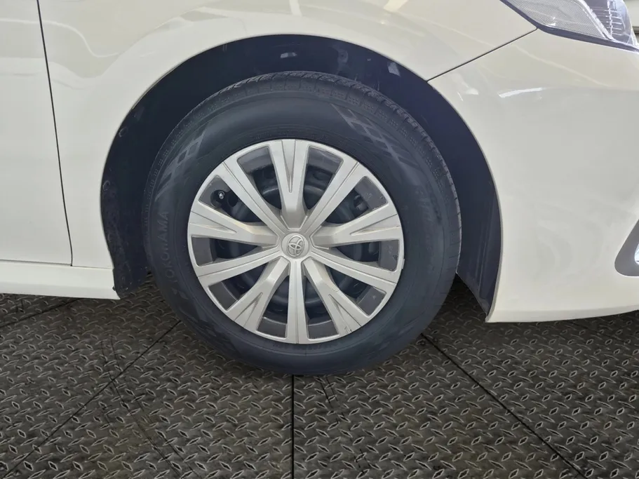 تويوتا كامري LE STD 2022 