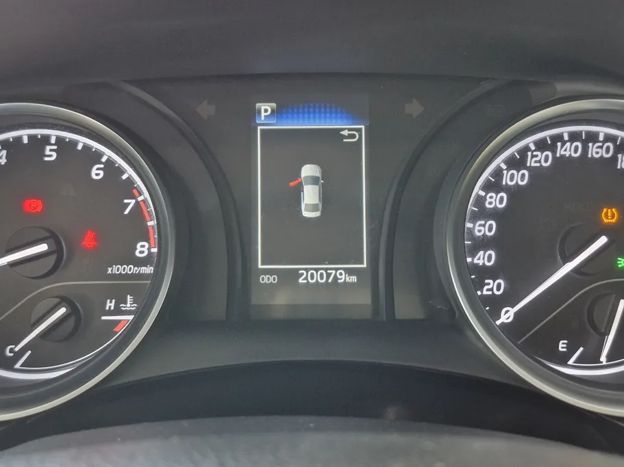 تويوتا كامري LE STD 2022 