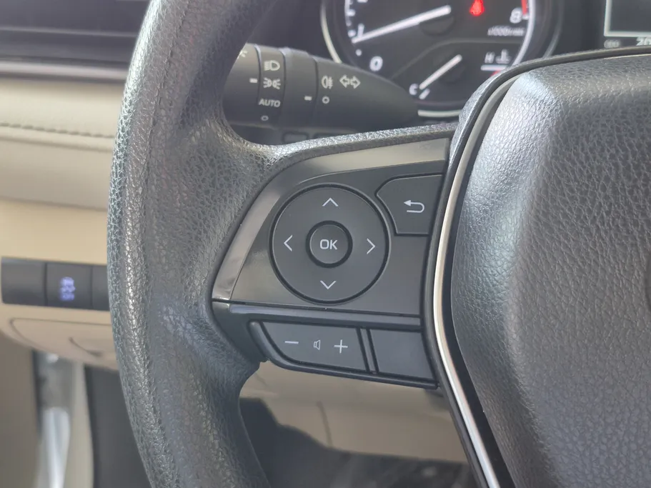 تويوتا كامري LE STD 2022 