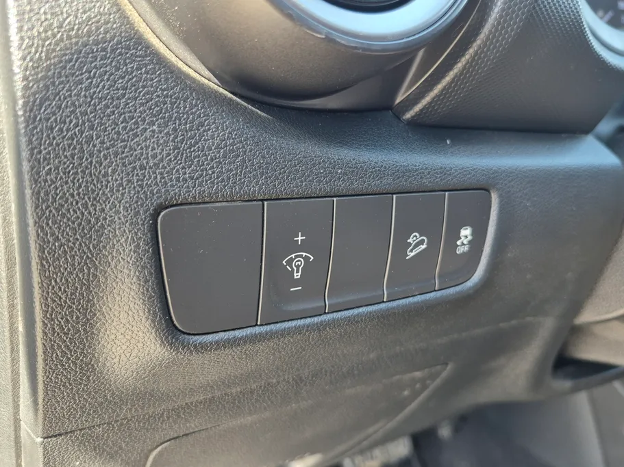 هيونداي كونا ستاندر 2022 