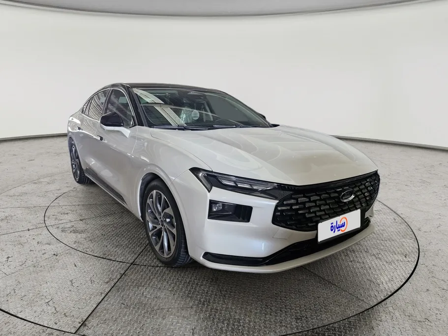 فورد تورس تيتانيوم 2025 