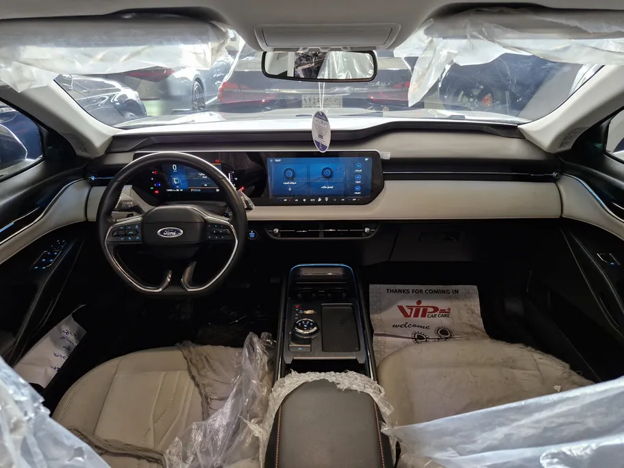 فورد تورس تيتانيوم 2025 