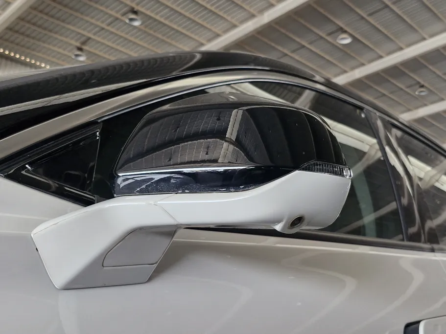 فورد تورس تيتانيوم 2025 