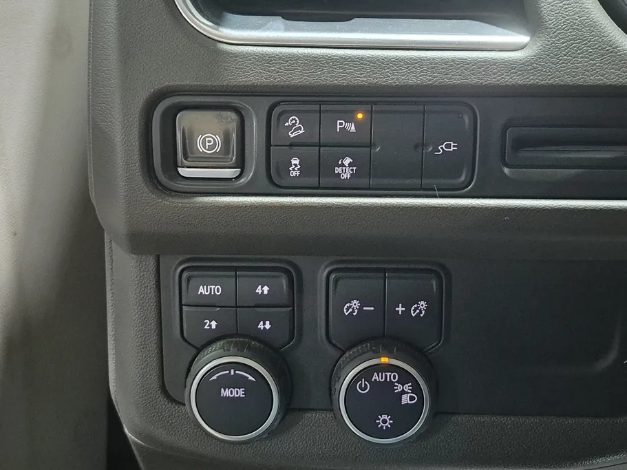 2021 Chevrolet Tahoe LS 