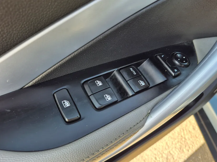 2023 Chevrolet Groove LT 