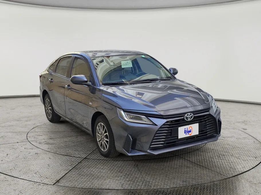 2024 Toyota Yaris  Y 