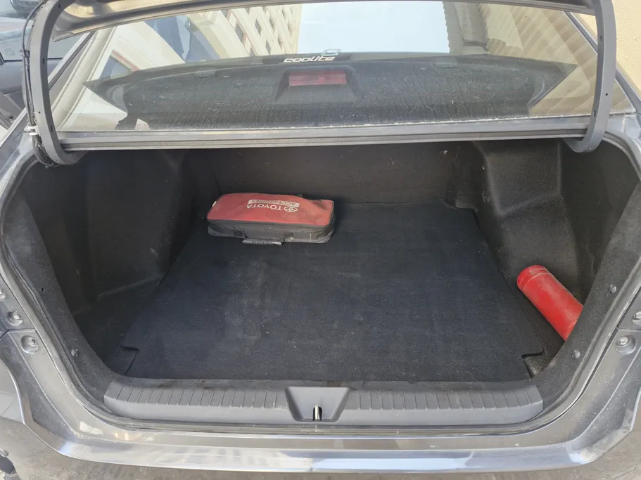 2024 Toyota Yaris  Y 