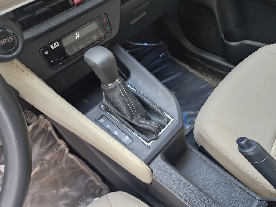 2024 Toyota Yaris  Y 