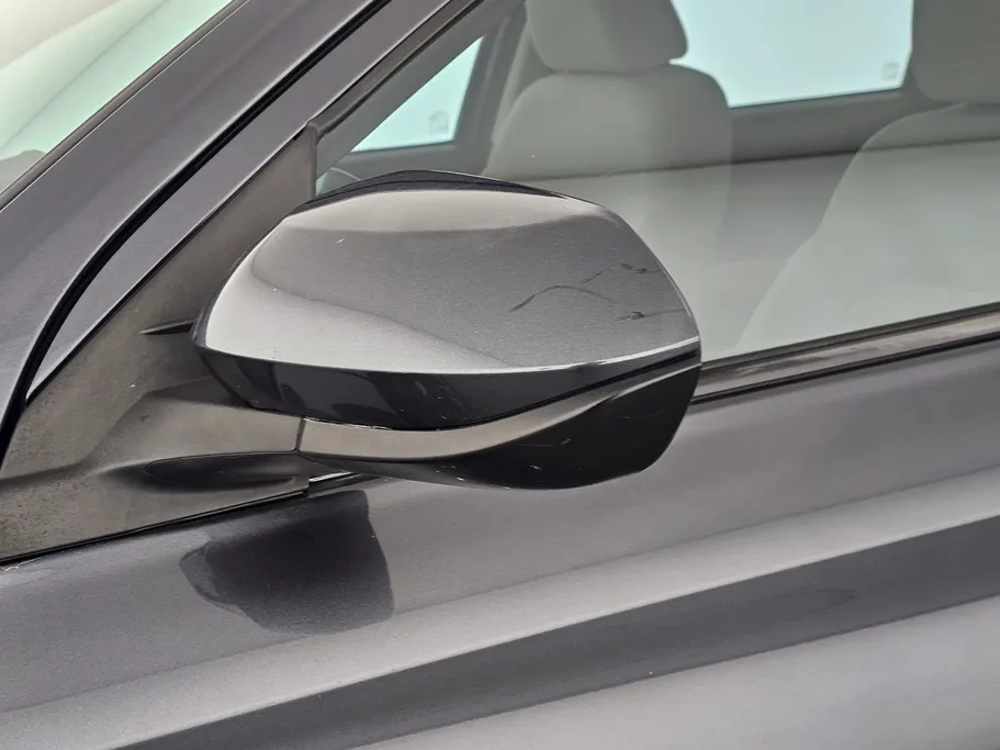 2024 Toyota Yaris  Y 