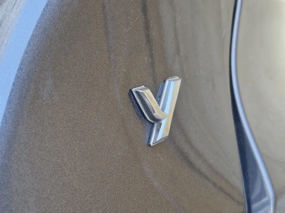 2024 Toyota Yaris  Y 