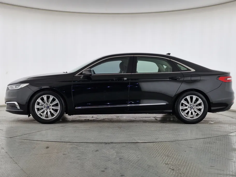 2020 Ford Taurus Ambiente 