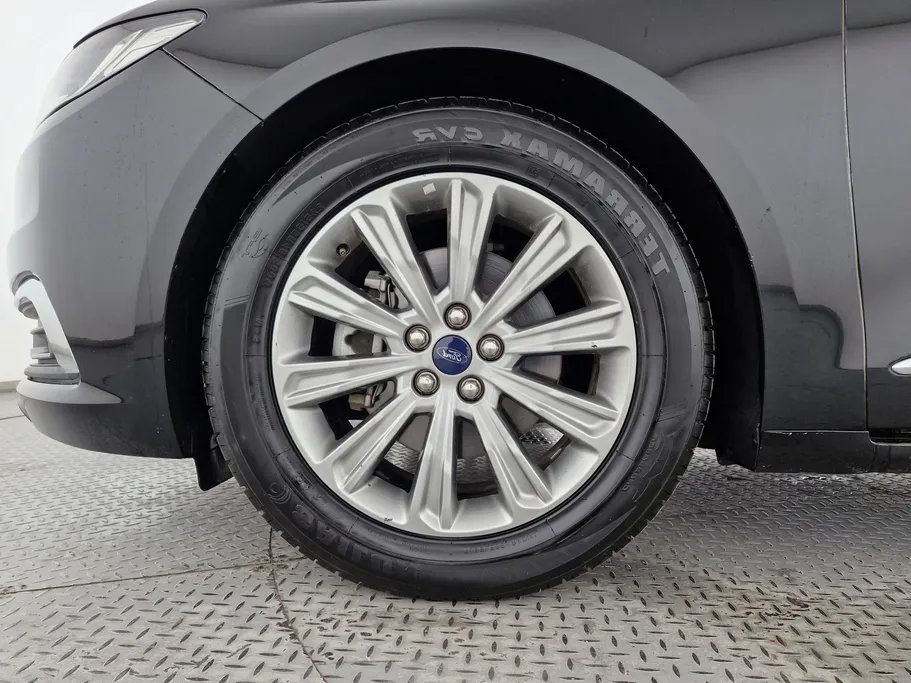 2020 Ford Taurus Ambiente 