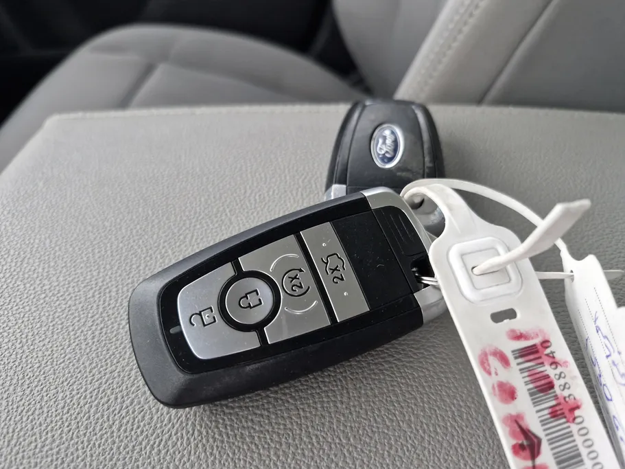 2020 Ford Taurus Ambiente 