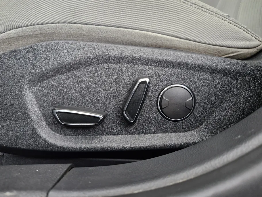 2020 Ford Taurus Ambiente 