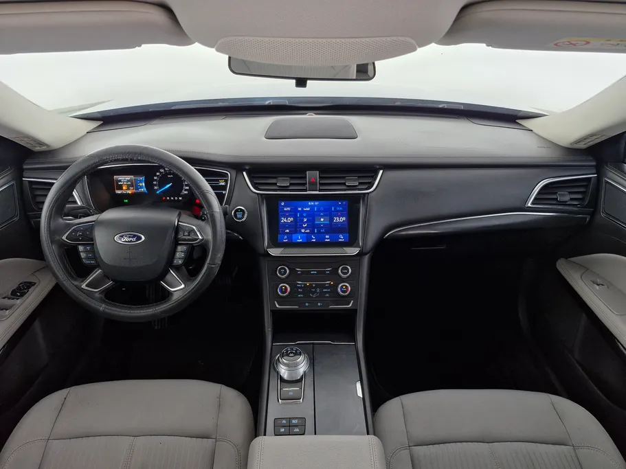 2020 Ford Taurus Ambiente 