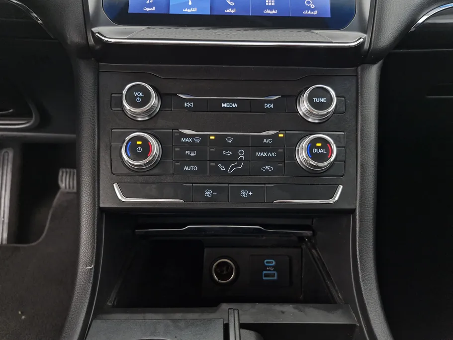 2020 Ford Taurus Ambiente 