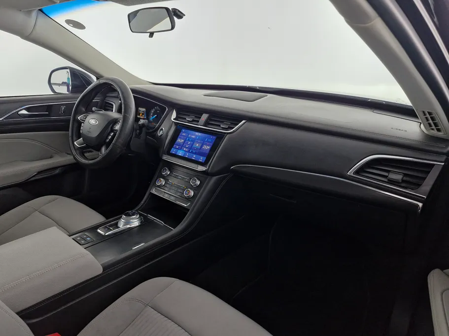 2020 Ford Taurus Ambiente 