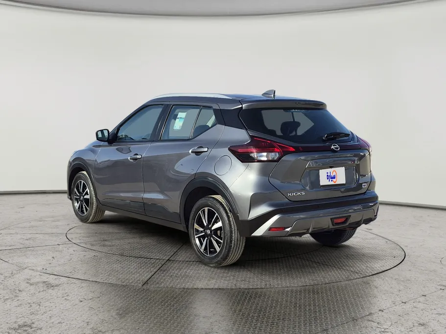 2024 Nissan Kicks S 