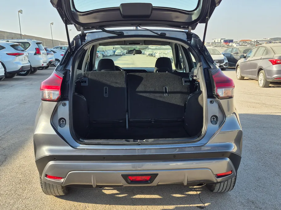 2024 Nissan Kicks S 