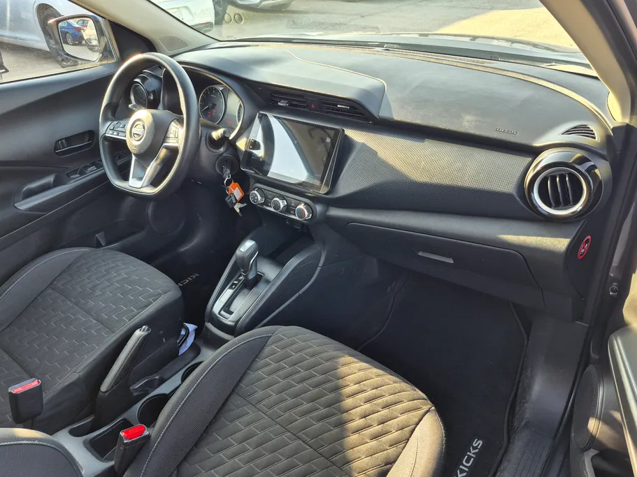 2024 Nissan Kicks S 