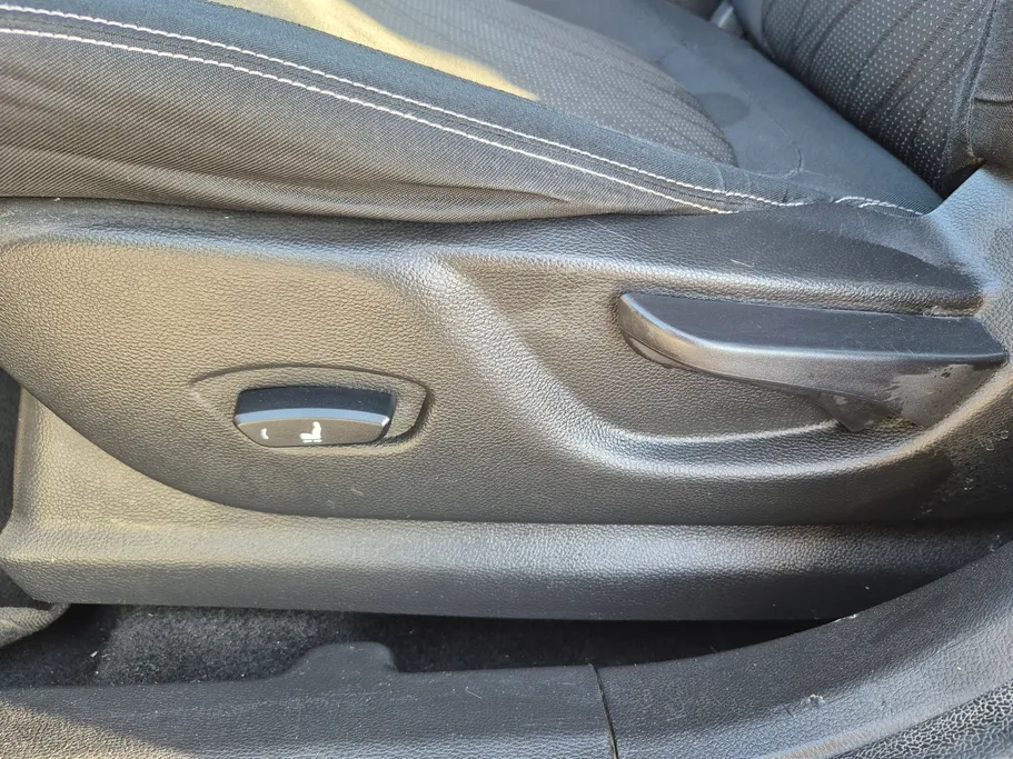 2023 Chevrolet Groove LT 