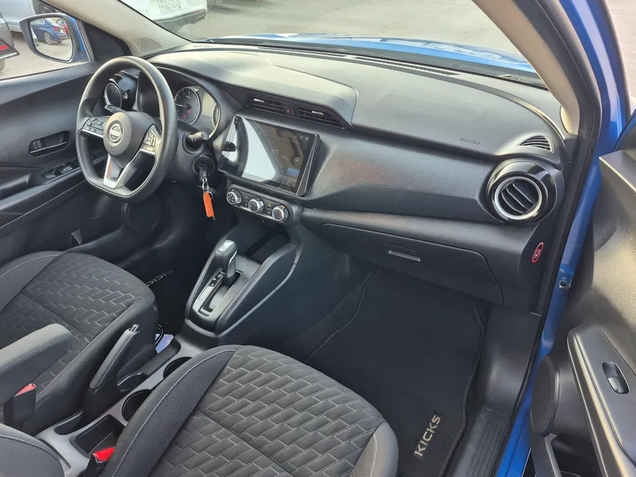 2024 Nissan Kicks S 