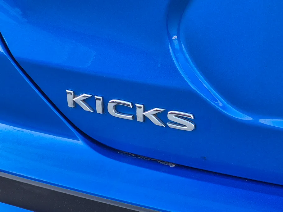 2024 Nissan Kicks S 