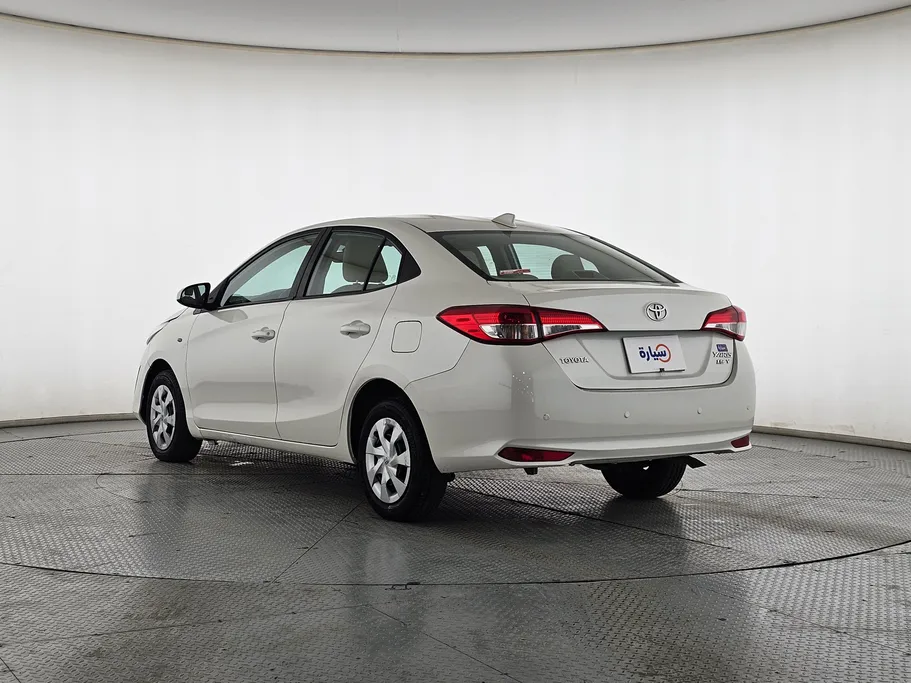 2019 Toyota Yaris  Y 