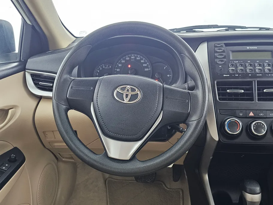 2019 Toyota Yaris  Y 