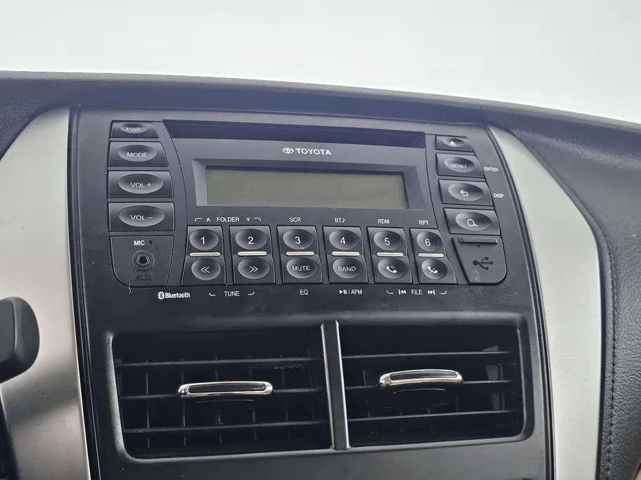 2019 Toyota Yaris  Y 