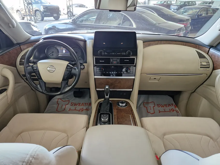 2022 Nissan Patrol SE 