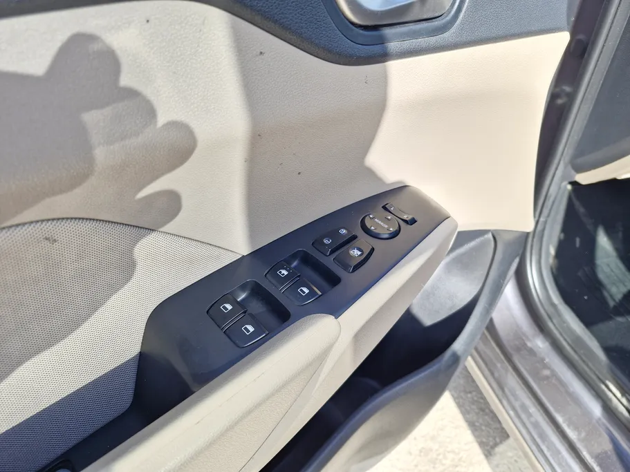 2021 Hyundai Accent Smart 