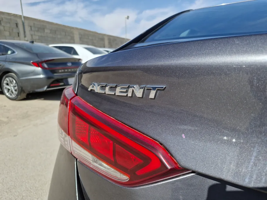 2021 Hyundai Accent Smart 