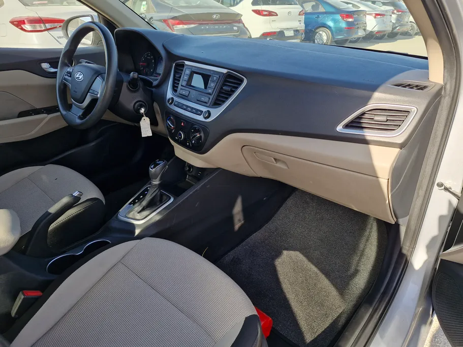 2022 Hyundai Accent Smart 